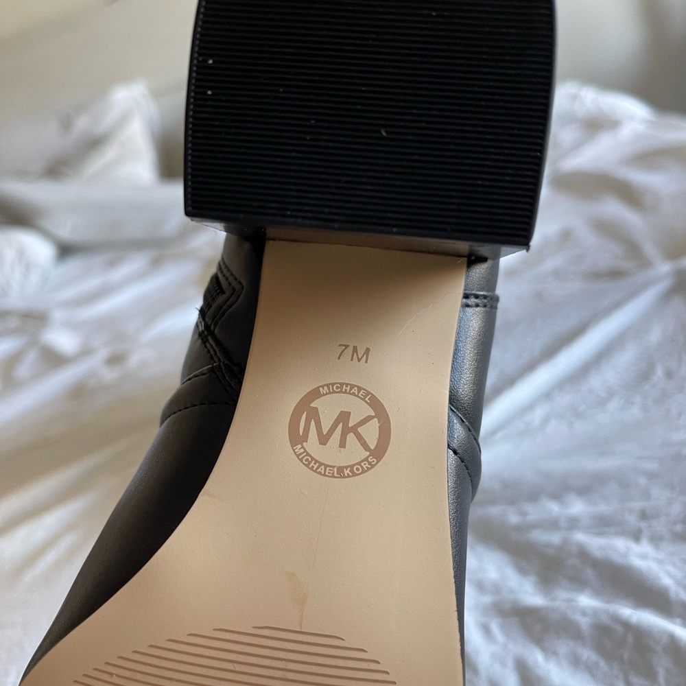 Michael Kors Carmen riding boot - Picture 6 of 7